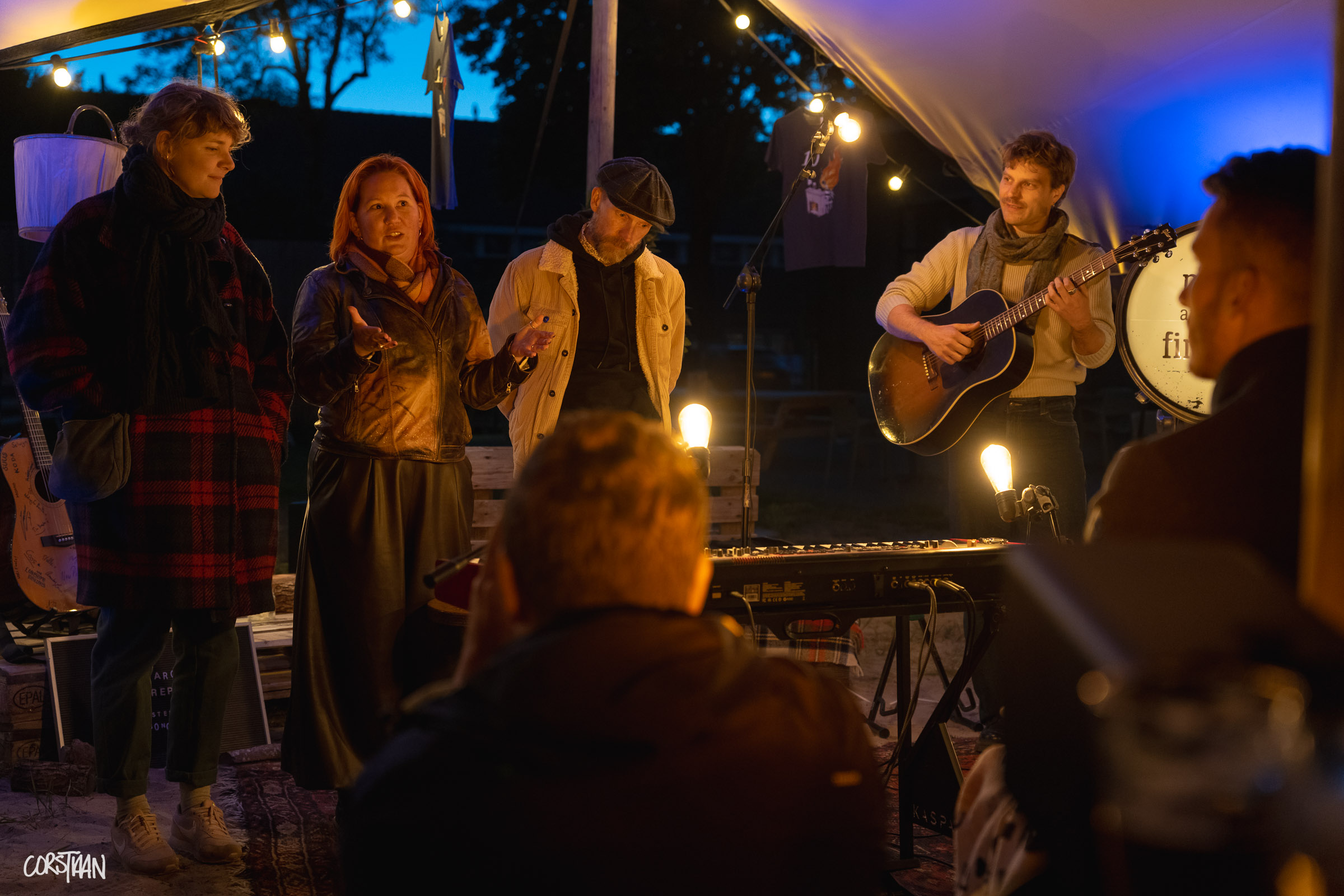 MusicAroundTheFireplace_Hemelvaart26_-141.jpg