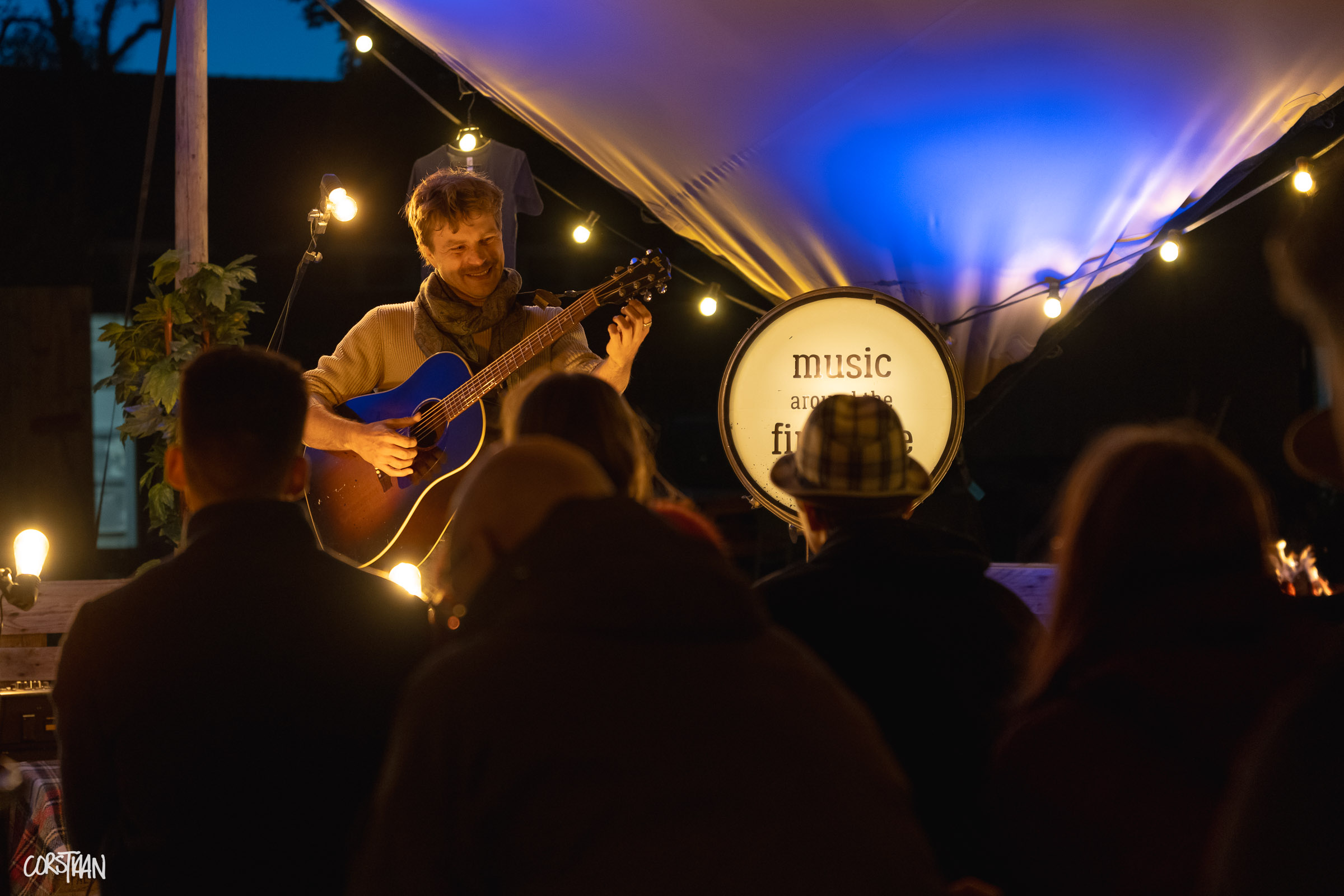 MusicAroundTheFireplace_Hemelvaart26_-150.jpg