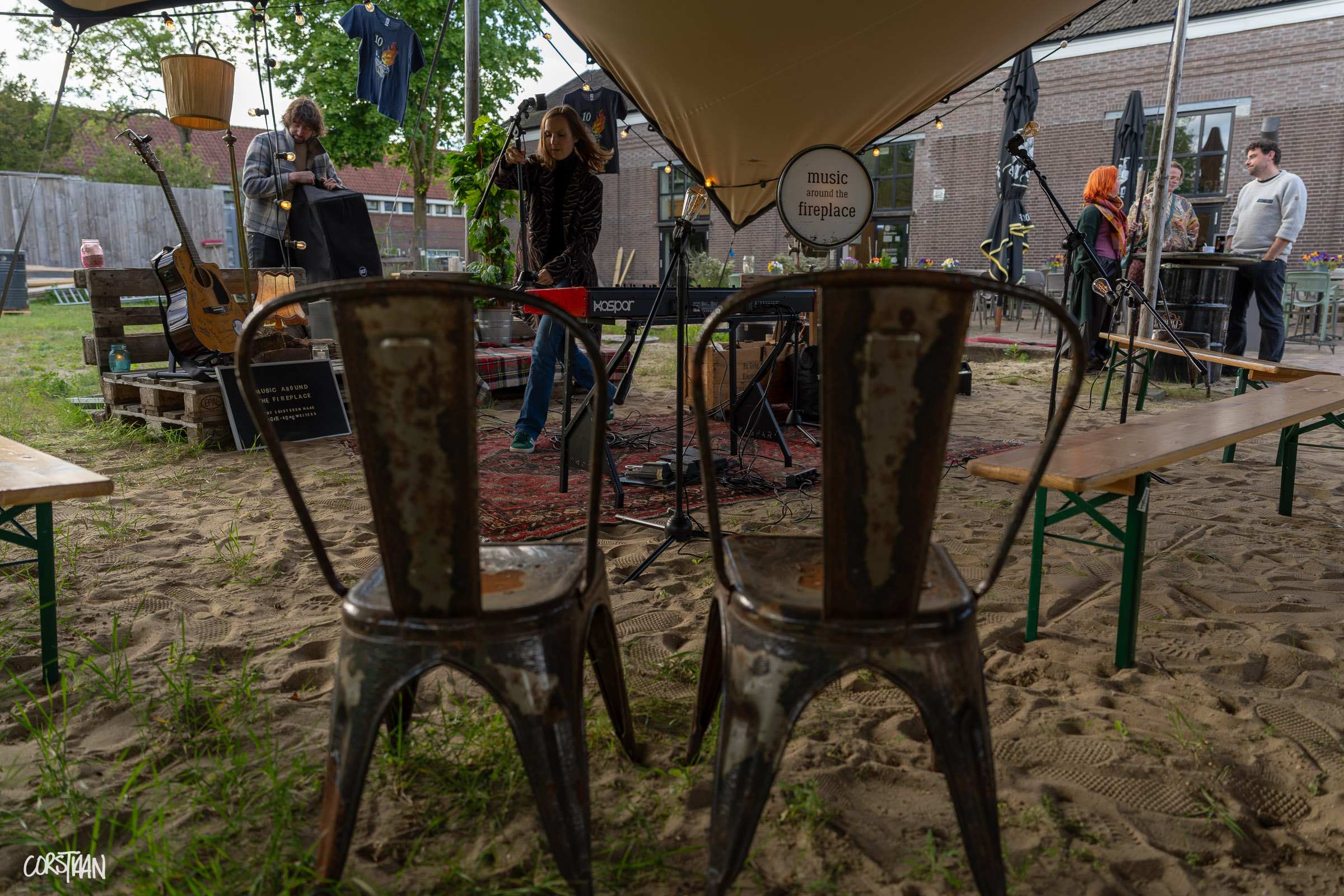 MusicAroundTheFireplace_Hemelvaart26_-44.jpg